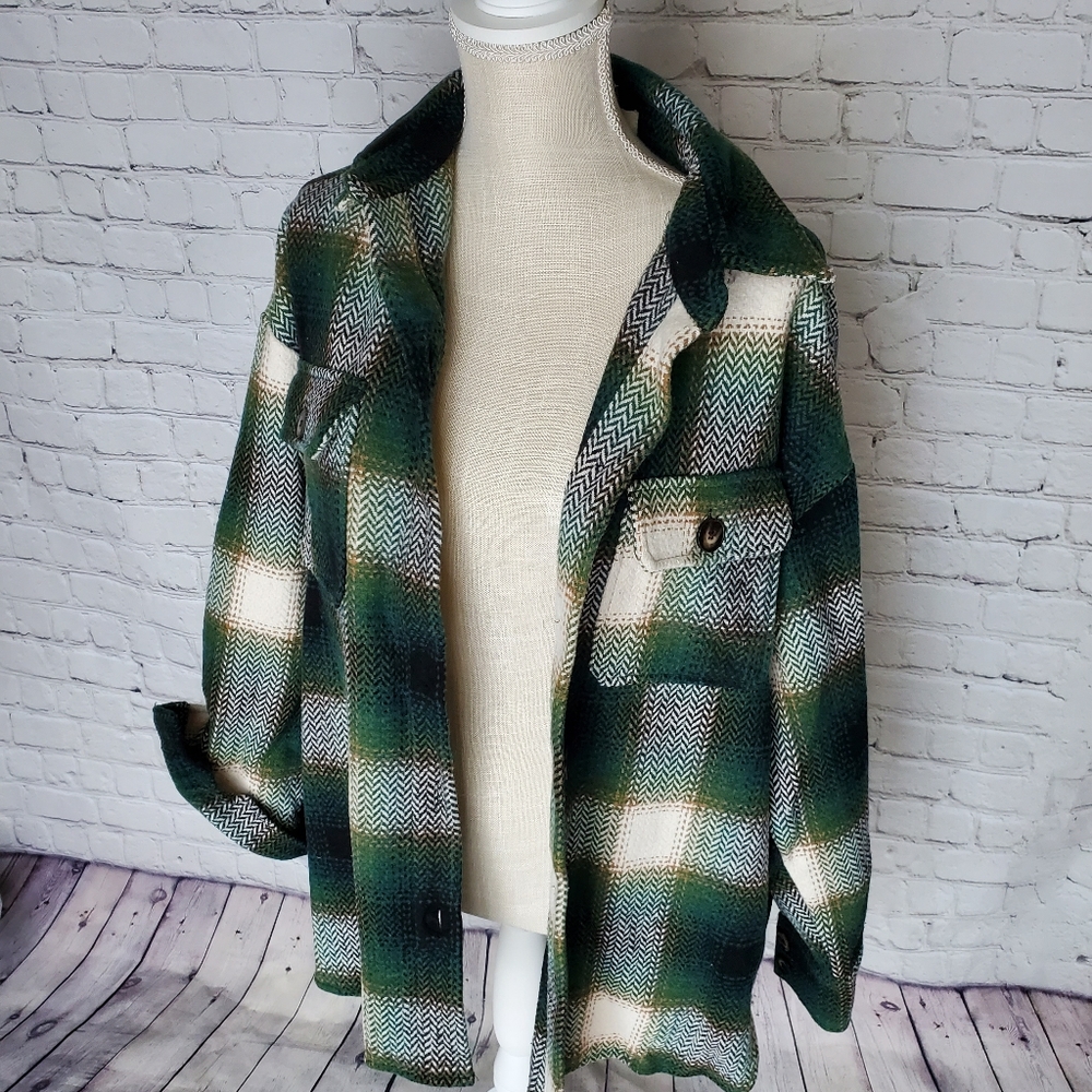 Heavy flannel button down Impressions boutique